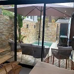 Villa Casinha Yellow - By The Sea