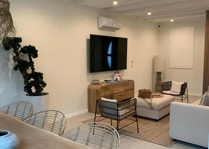 Casinha Yellow - By The Sea Villa *