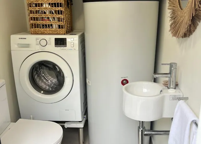 Casinha Yellow - By The Sea Villa