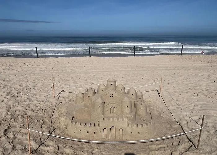 Villa Casinha Yellow - By The Sea