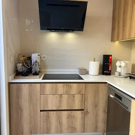 Casinha Yellow - By The Sea Villa