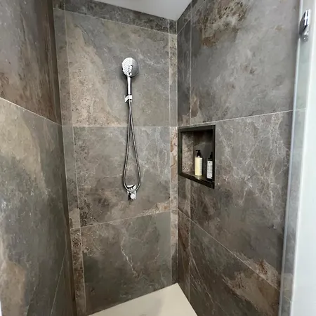 Villa Casinha Yellow - By The Sea *