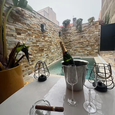 Casinha Yellow - By The Sea Villa *